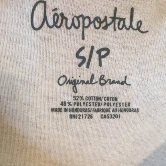 Aero V neck “Love NYC” tshirt size small - Picture 3 of 3